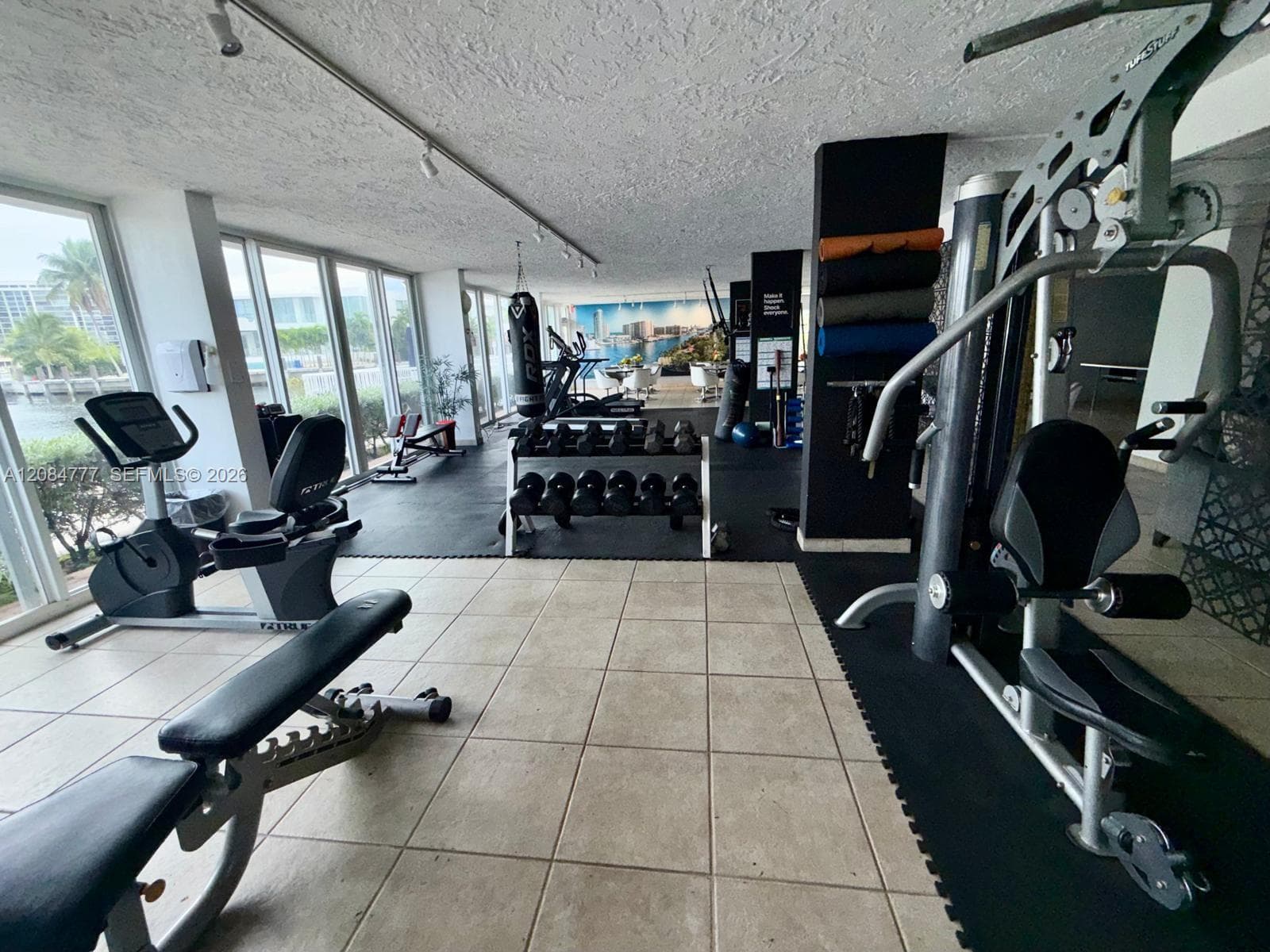 121 Golden Condo · #G2 in Hallandale Beach - Photo 55