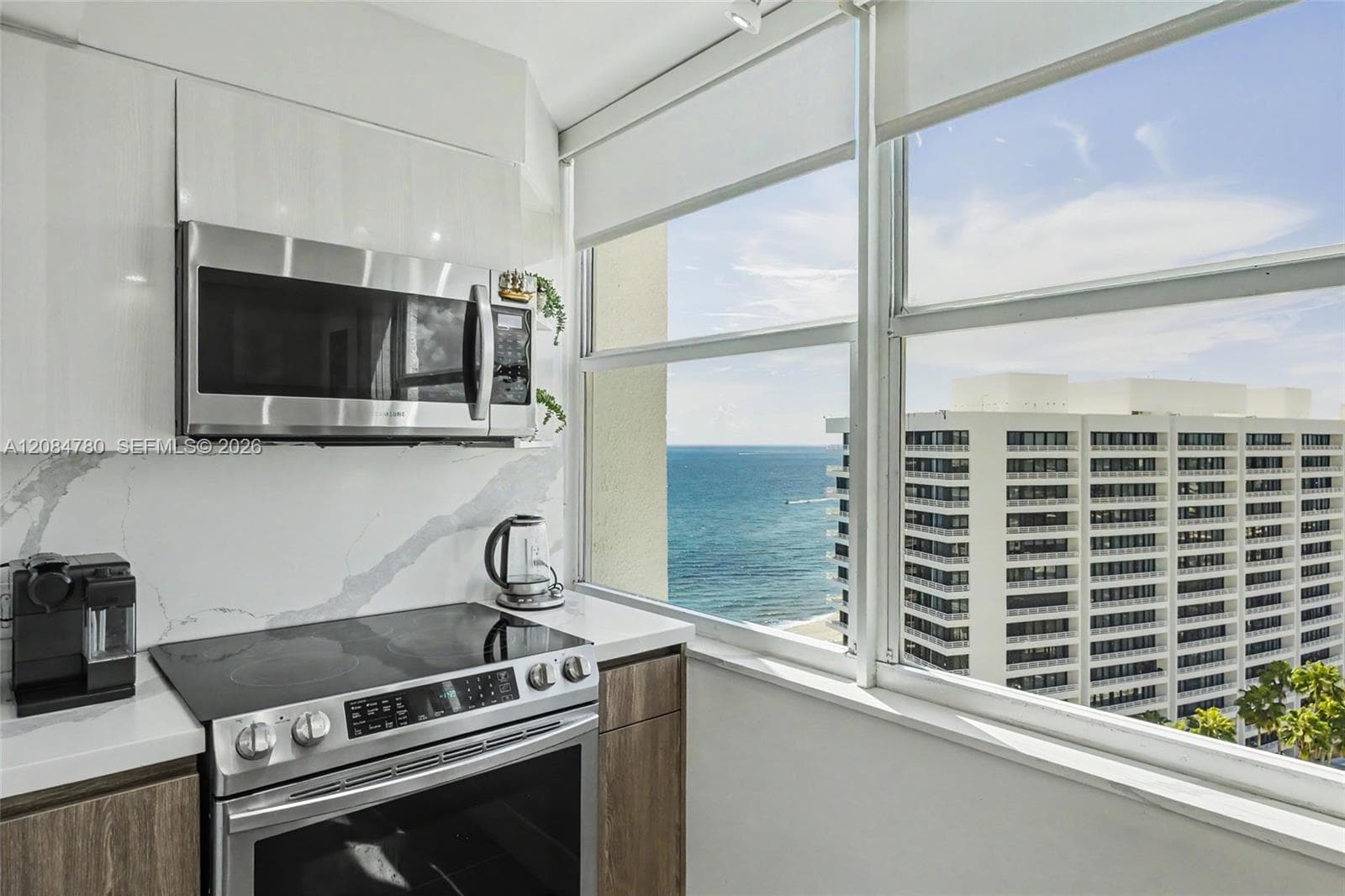 CLOISTER BEACH TOWERS · #17G in Boca Raton - Photo 10