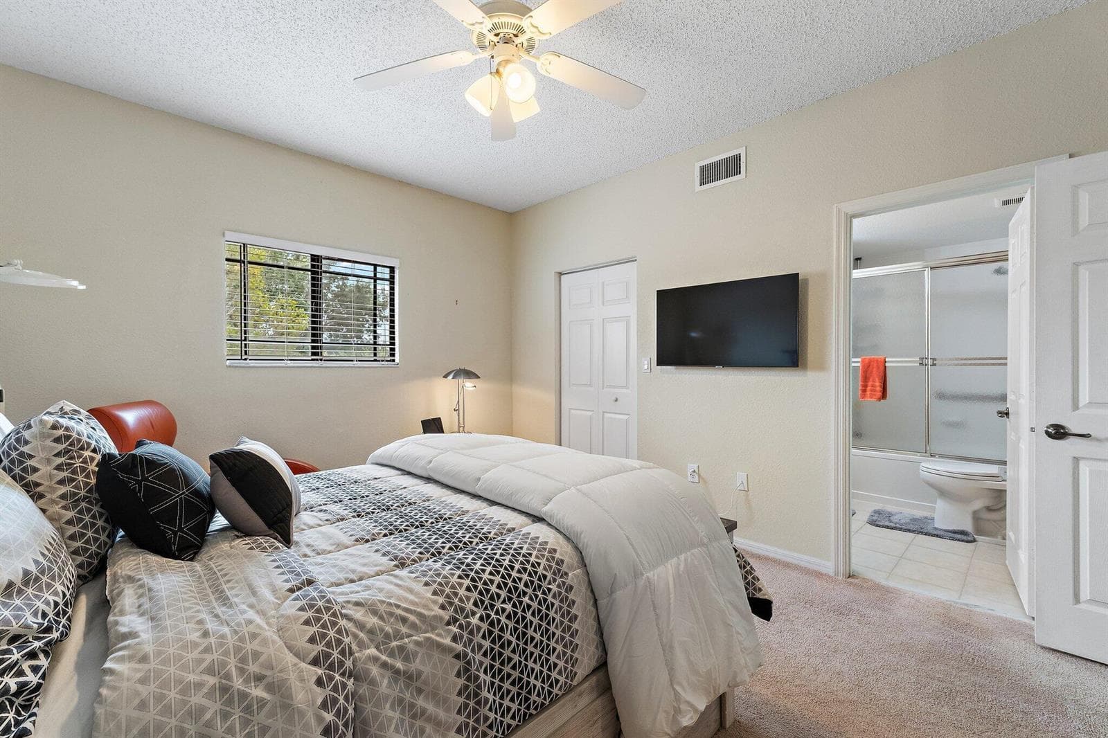 027-2811GrandePkwy-103-PalmBeachGardens-