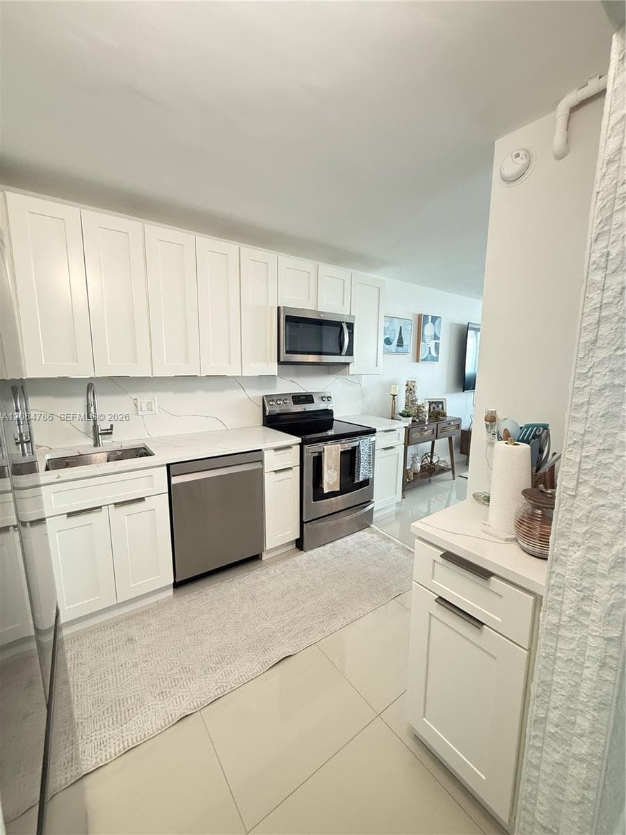 INTRACOASTAL TOWER · #1507 in Pompano Beach - Photo 9