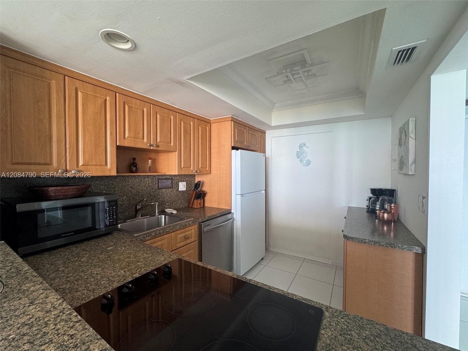 PARKER DORADO CONDO · #1003 in Hallandale Beach - Photo 7