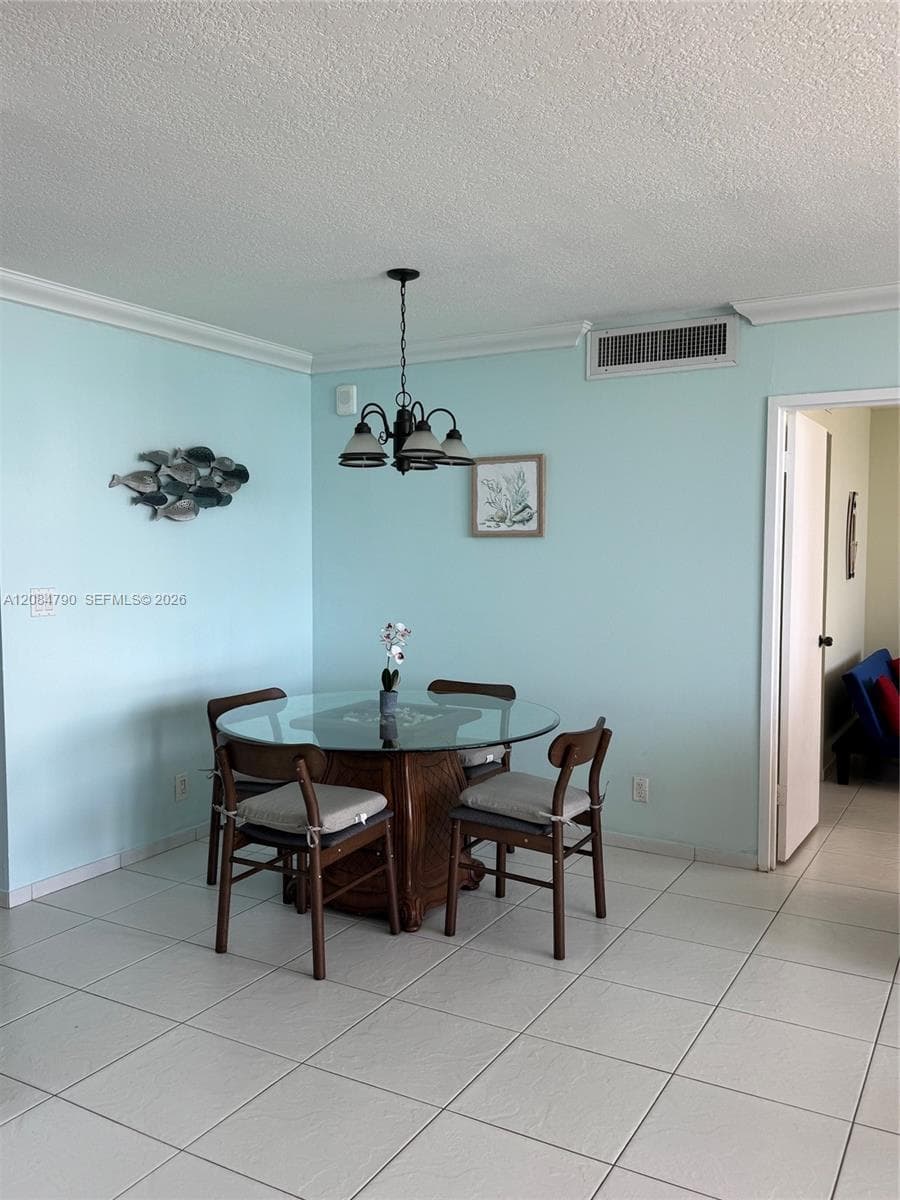 PARKER DORADO CONDO · #1003 in Hallandale Beach - Photo 10