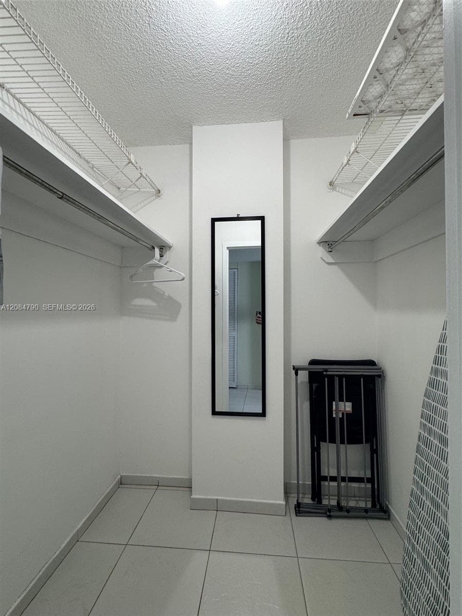 PARKER DORADO CONDO · #1003 in Hallandale Beach - Photo 15
