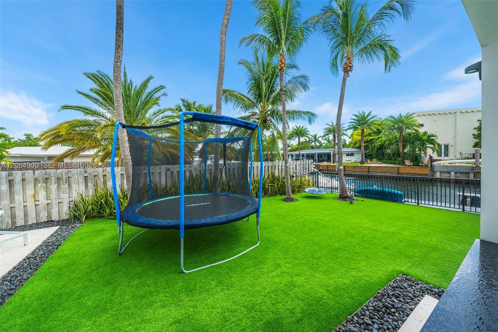 12905 Ixora Rd photo 75
