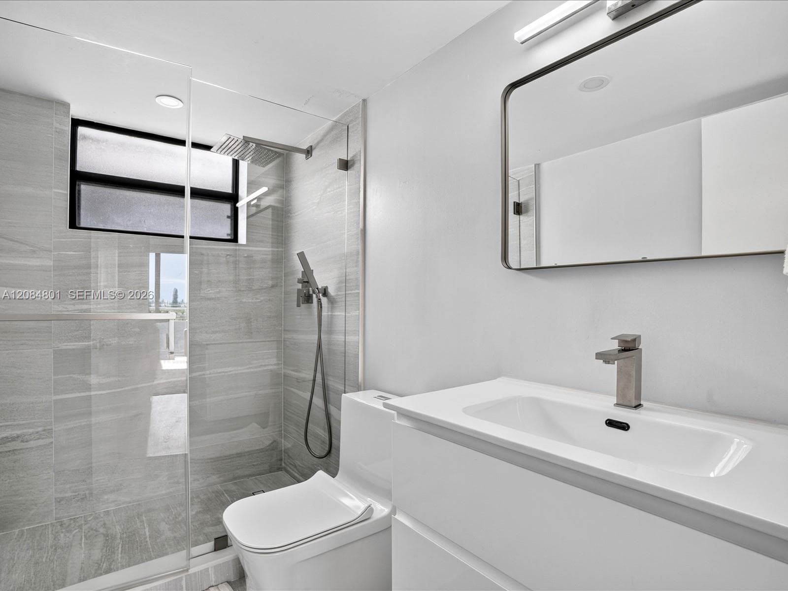 BYRON BAY · #502 in Miami Beach - Photo 33
