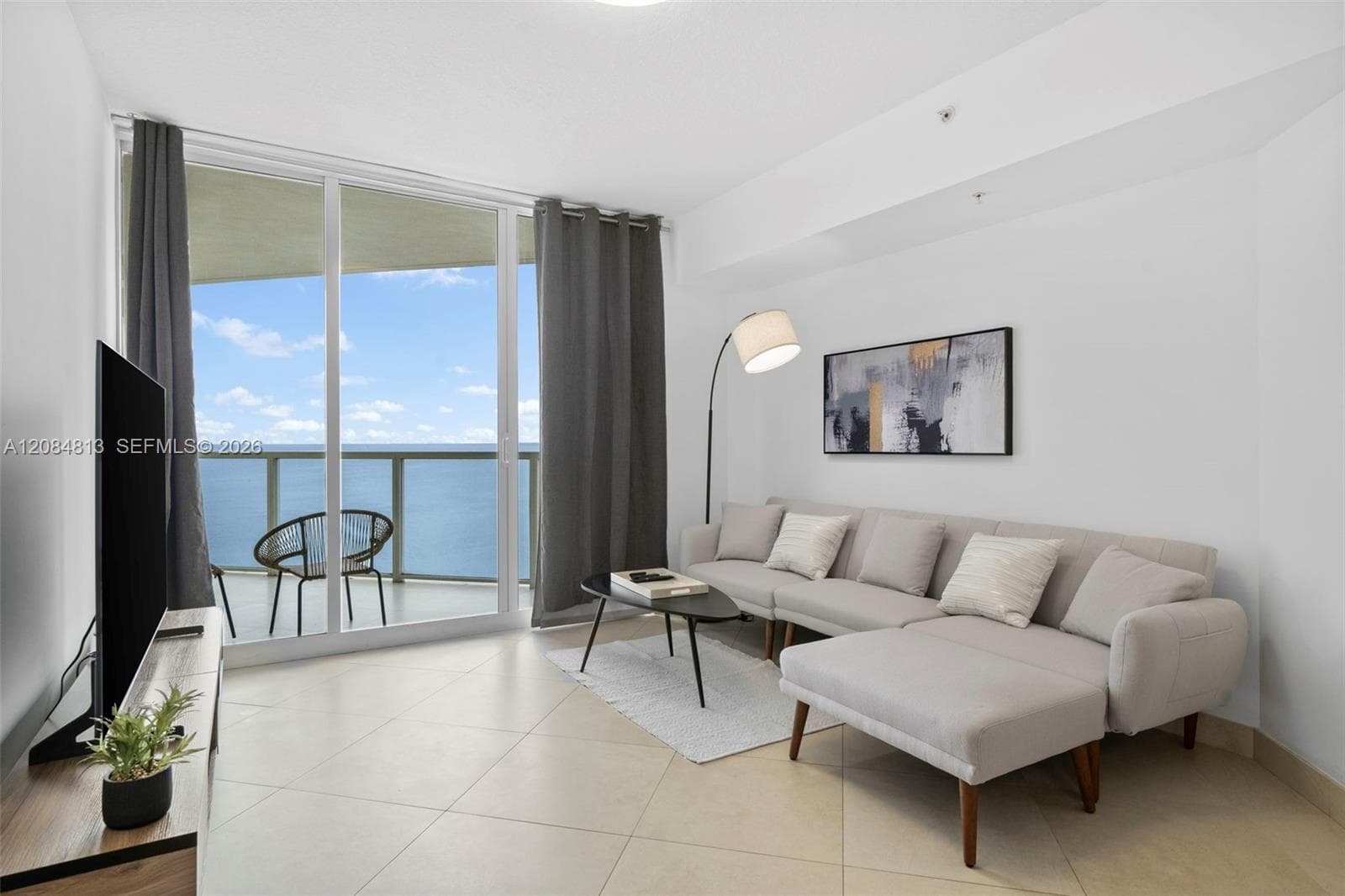 La Perla · #1710 in Sunny Isles Beach - Photo 2