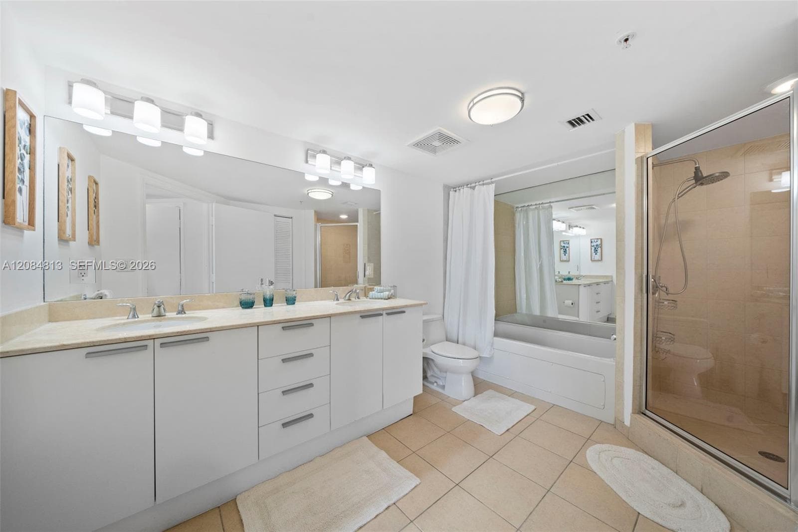 La Perla · #1710 in Sunny Isles Beach - Photo 11