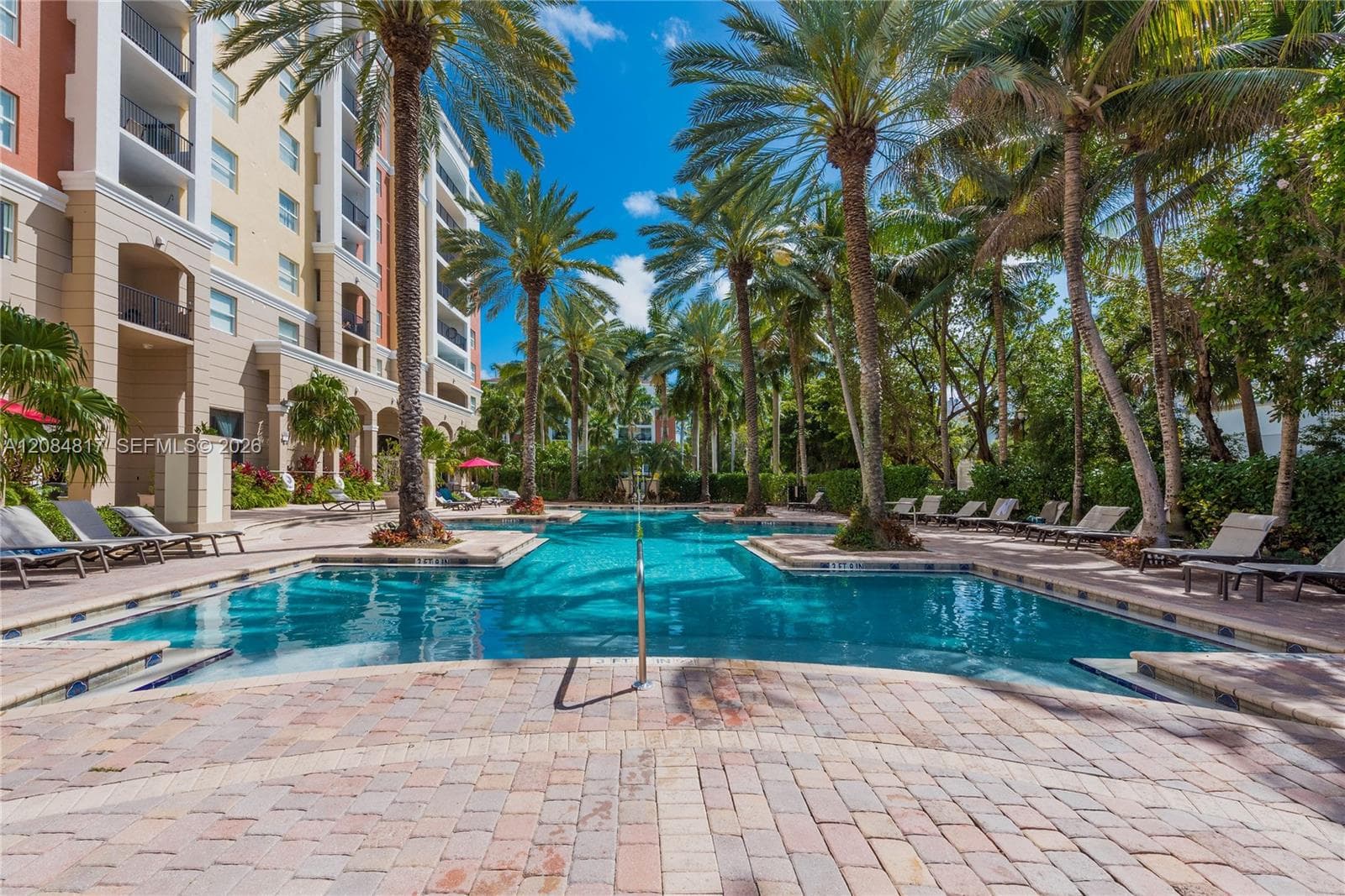 Porto Bellagio · #1414 in Sunny Isles Beach - Photo 23
