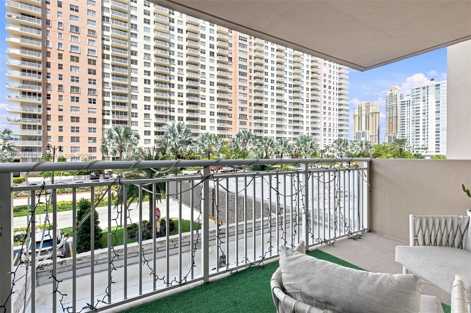 WINSTON TOWERS 100 CONDO · #211 in Sunny Isles Beach - Photo 23
