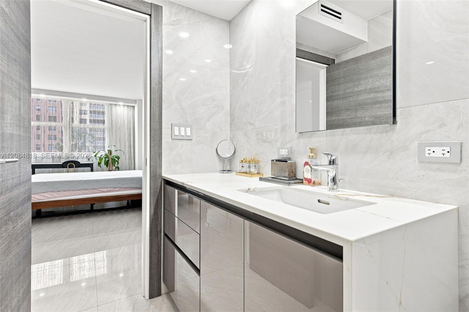 WINSTON TOWERS 100 CONDO · #211 in Sunny Isles Beach - Photo 14