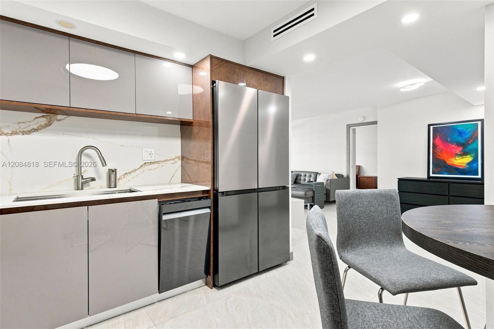 WINSTON TOWERS 100 CONDO · #211 in Sunny Isles Beach - Photo 4