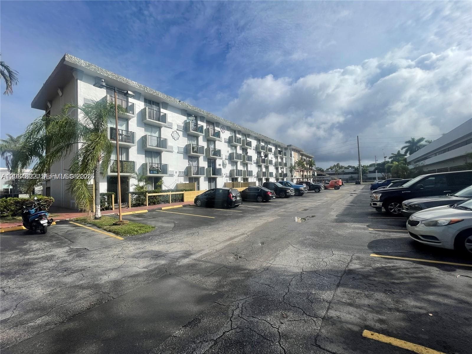 GOLDEN GATE APARTMENTS CO · #109 in Miami - Photo 11