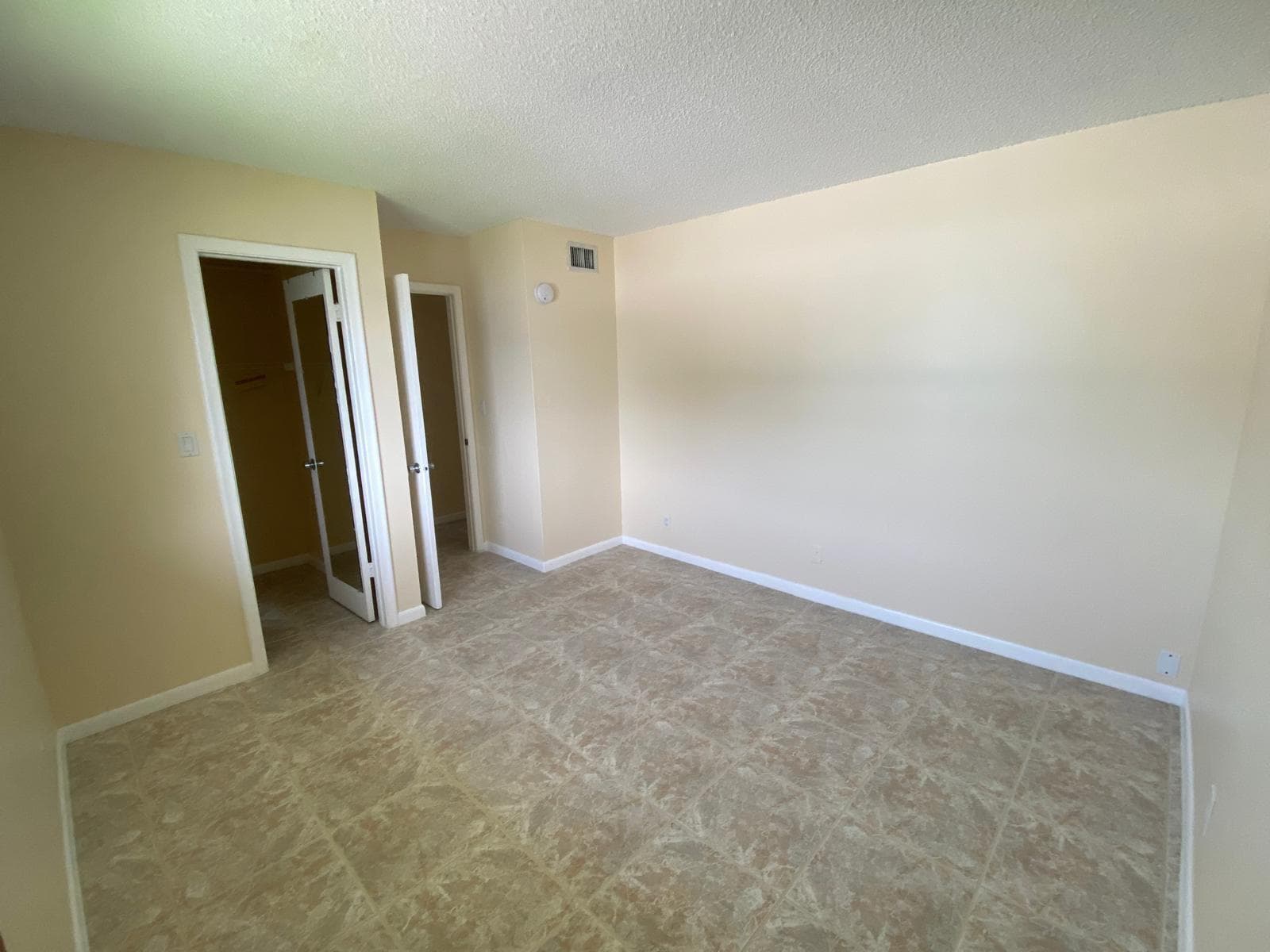 crysa lakes 209 bed 2