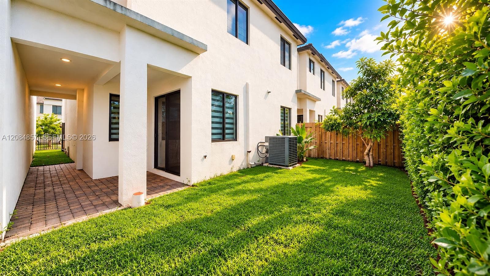 15811 SW 136th Ter photo 57