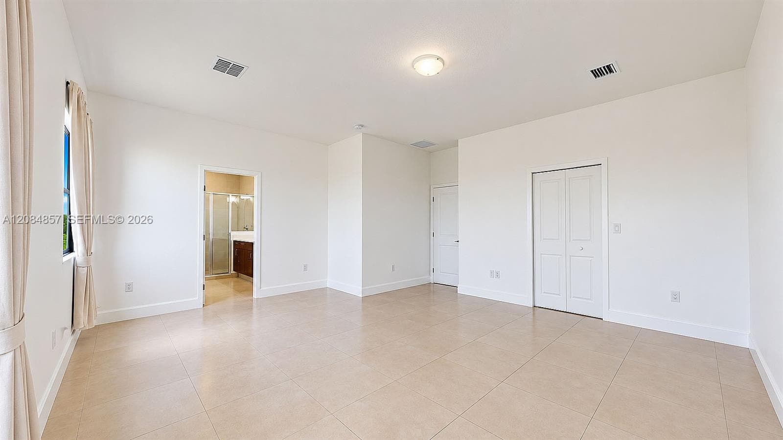 15811 SW 136th Ter photo 24