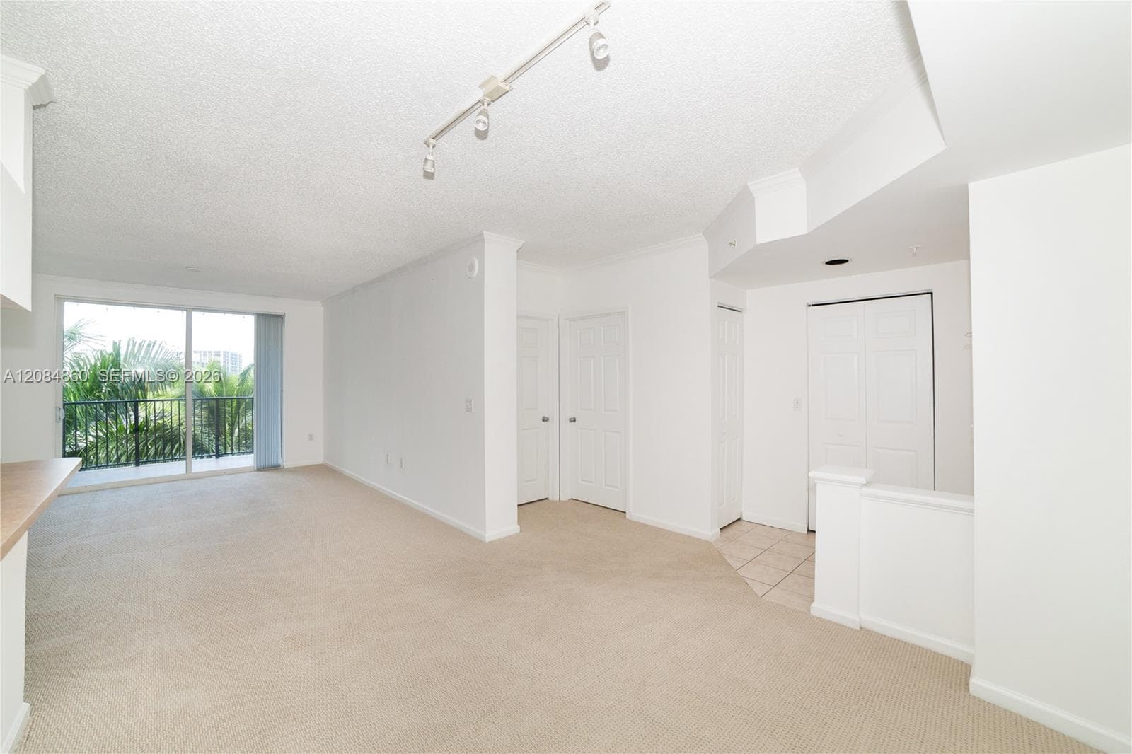 Porto Bellagio · #2512 in Sunny Isles Beach - Photo 6