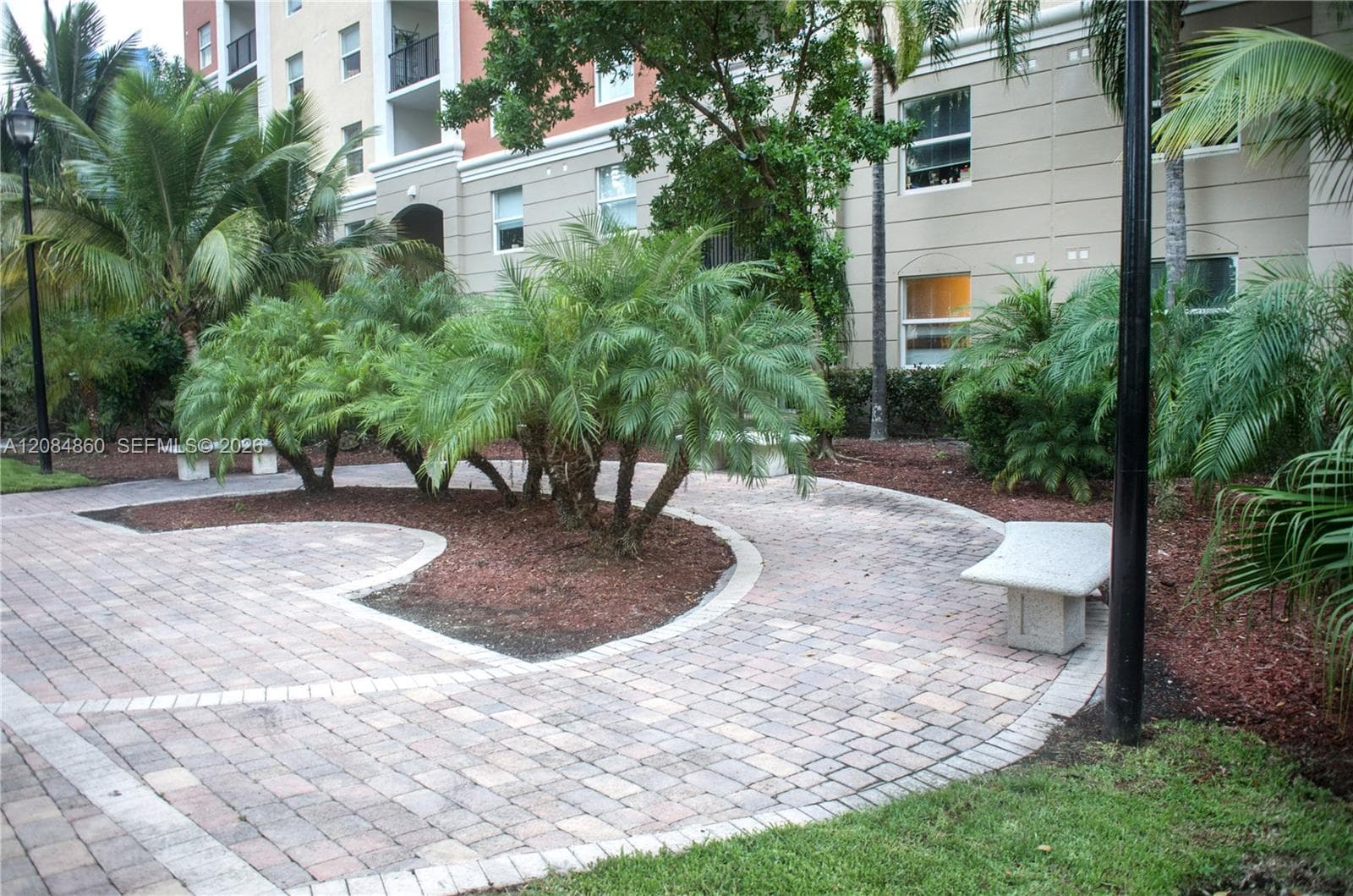 Porto Bellagio · #2512 in Sunny Isles Beach - Photo 47