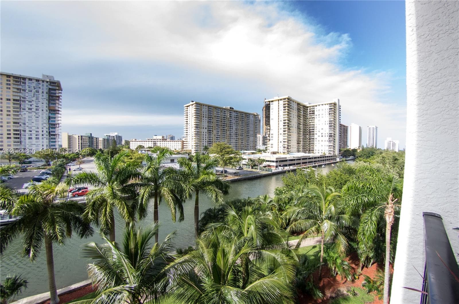 Porto Bellagio · #2512 in Sunny Isles Beach - Photo 3