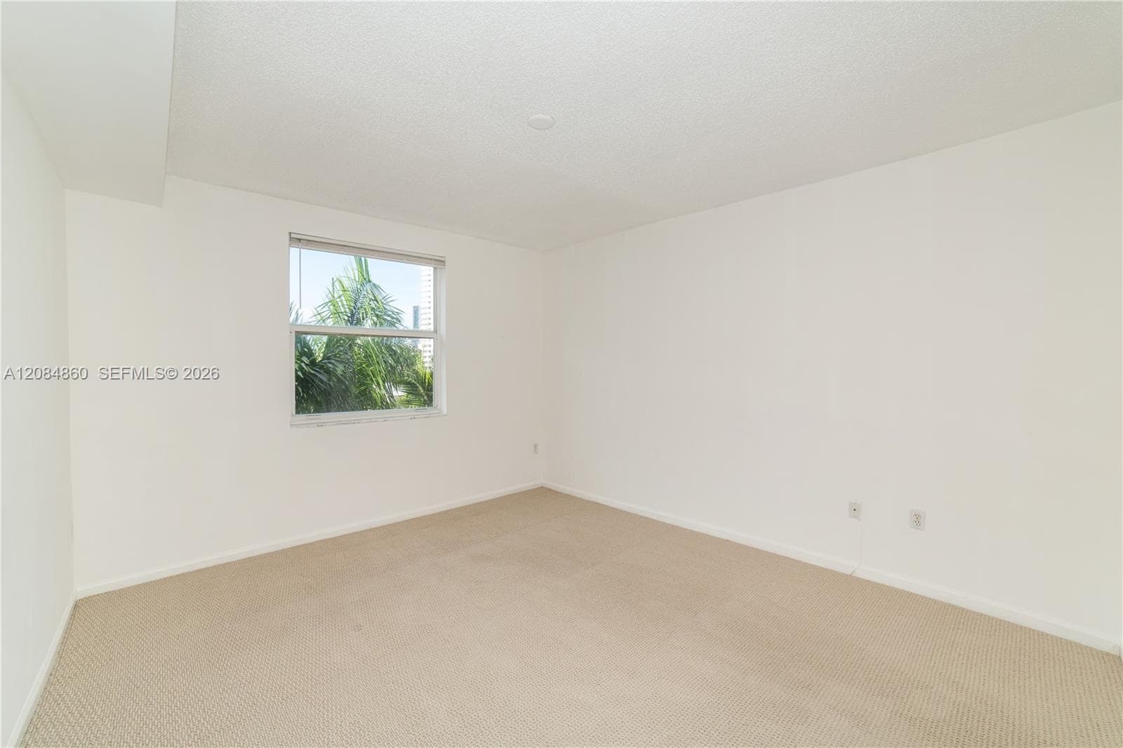 Porto Bellagio · #2512 in Sunny Isles Beach - Photo 18