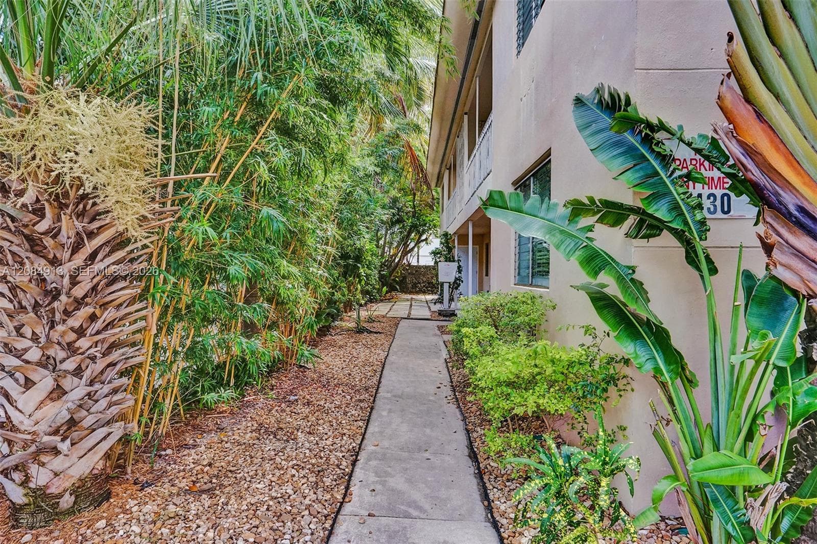 BAY LINCOLN · #1 in Miami Beach - Photo 37