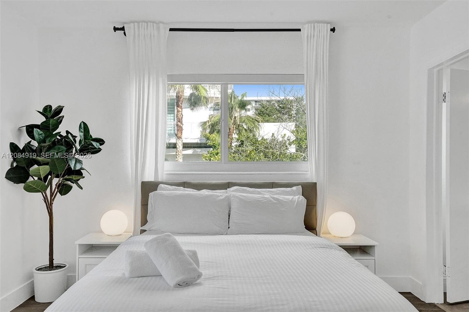 BAY LINCOLN · #3 in Miami Beach - Photo 28