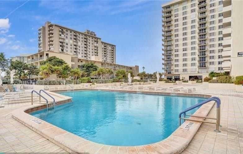 Heeated pool