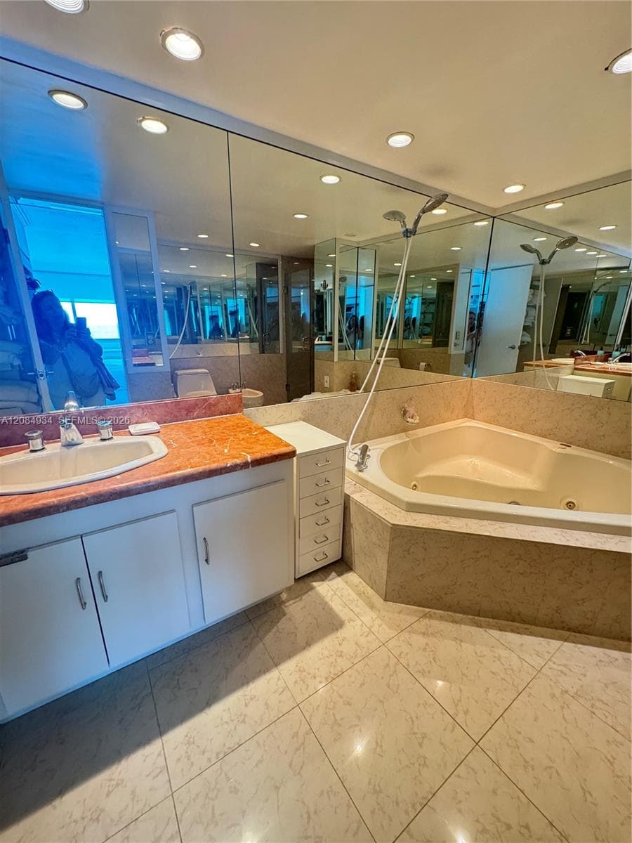 BURLEIGH HOUSE CONDO · #1806 in Miami Beach - Photo 16