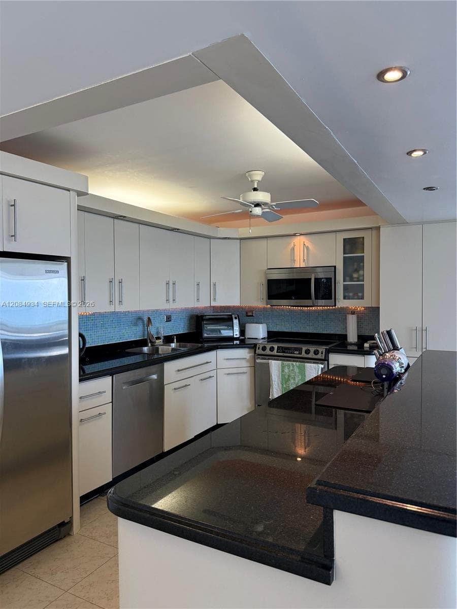 BURLEIGH HOUSE CONDO · #1806 in Miami Beach - Photo 5