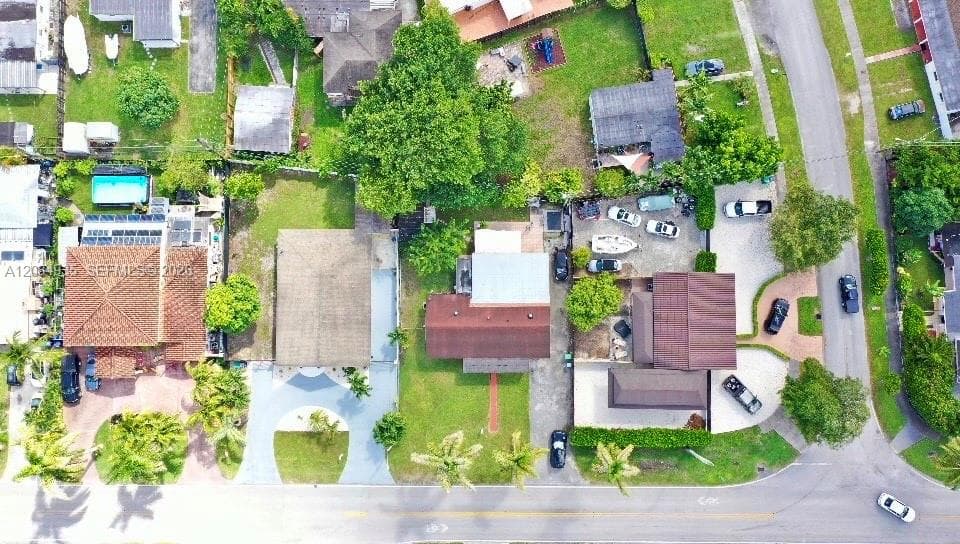 9940 SW 48th St photo 27