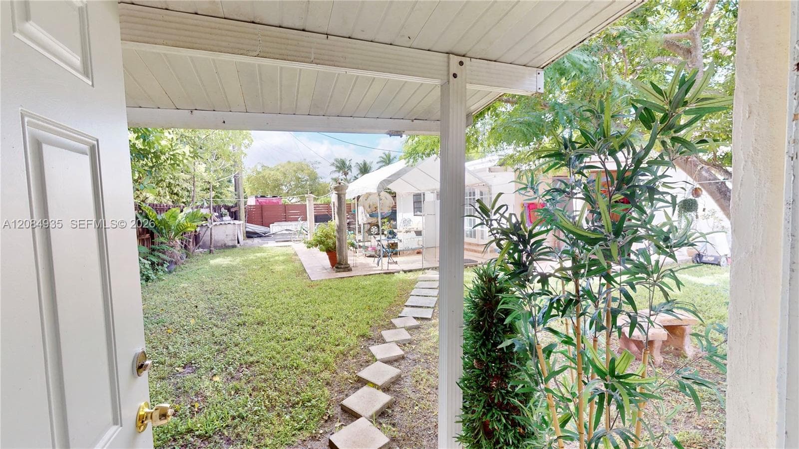 9940 SW 48th St photo 22