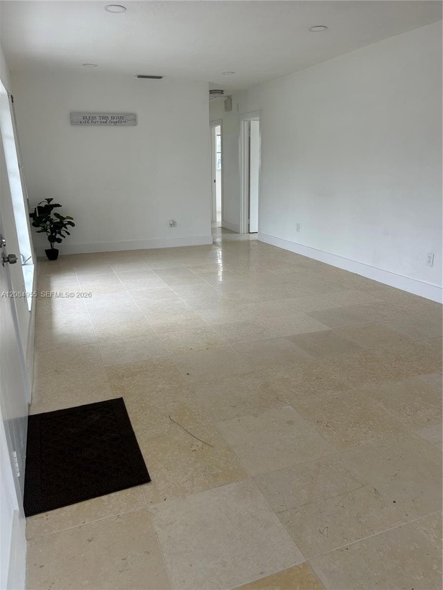 3270 NW 196th Ln photo 5