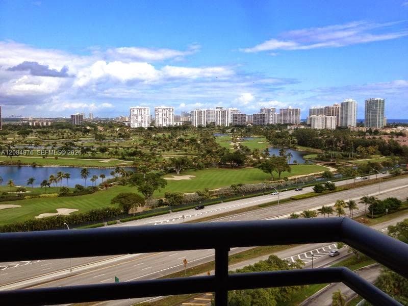 Parc Cenoutral Aventura S · #1710 in Aventura - Photo 27