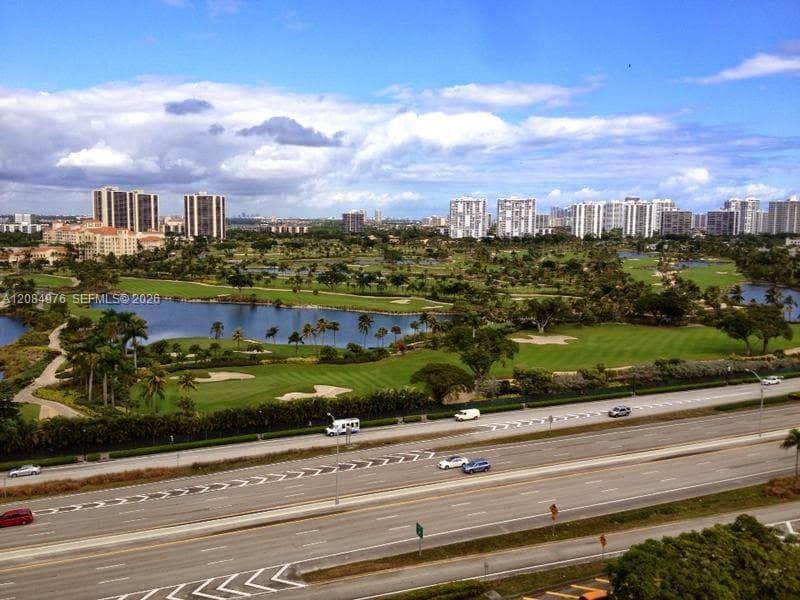 Parc Cenoutral Aventura S · #1710 in Aventura - Photo 28