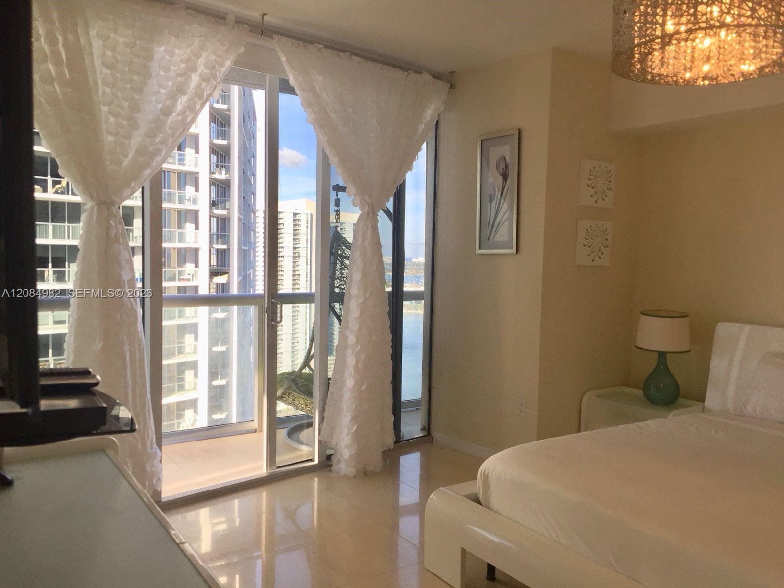Icon Brickell II · #3410 in Miami - Photo 3