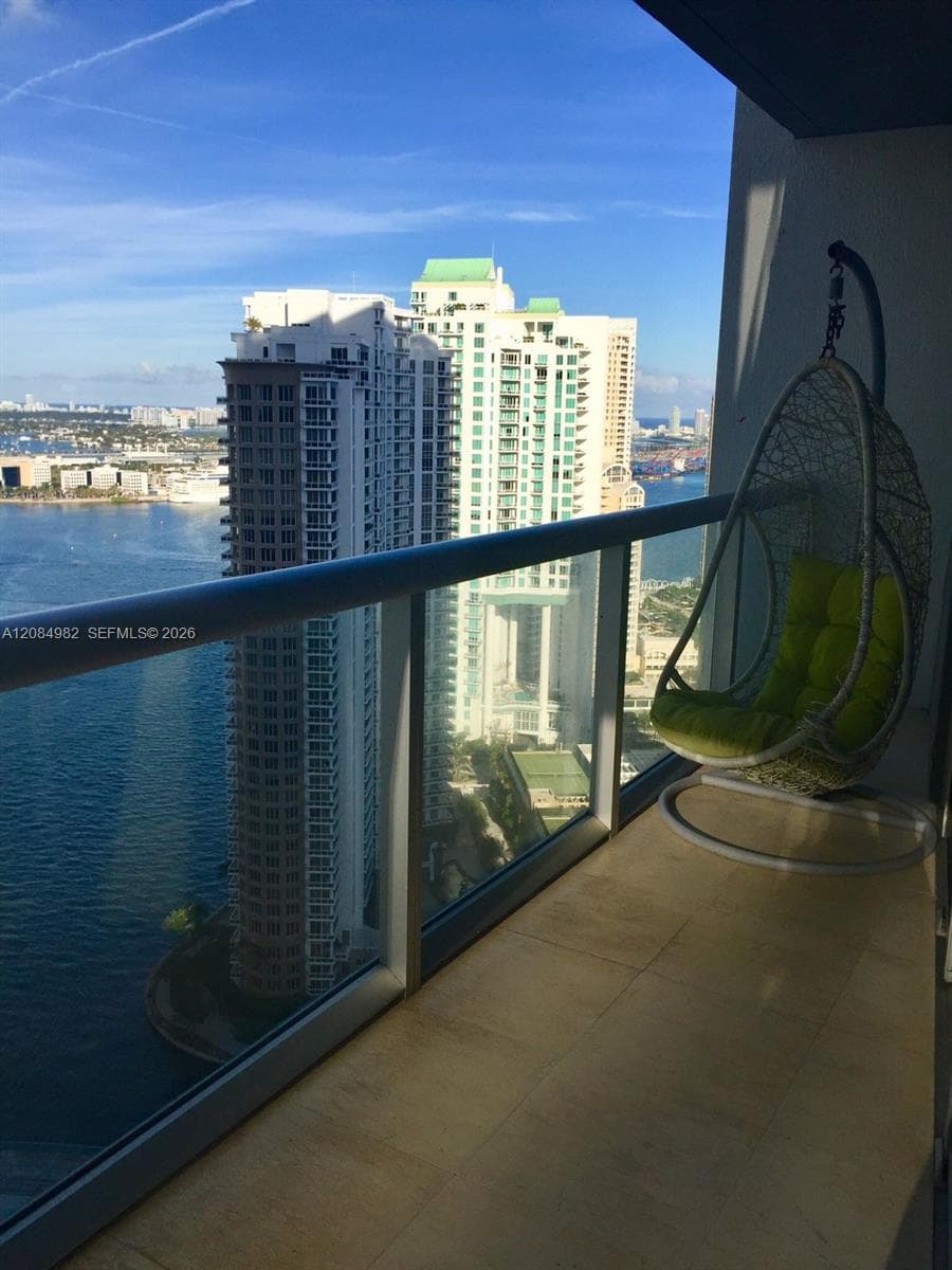 Icon Brickell II · #3410 in Miami - Photo 28