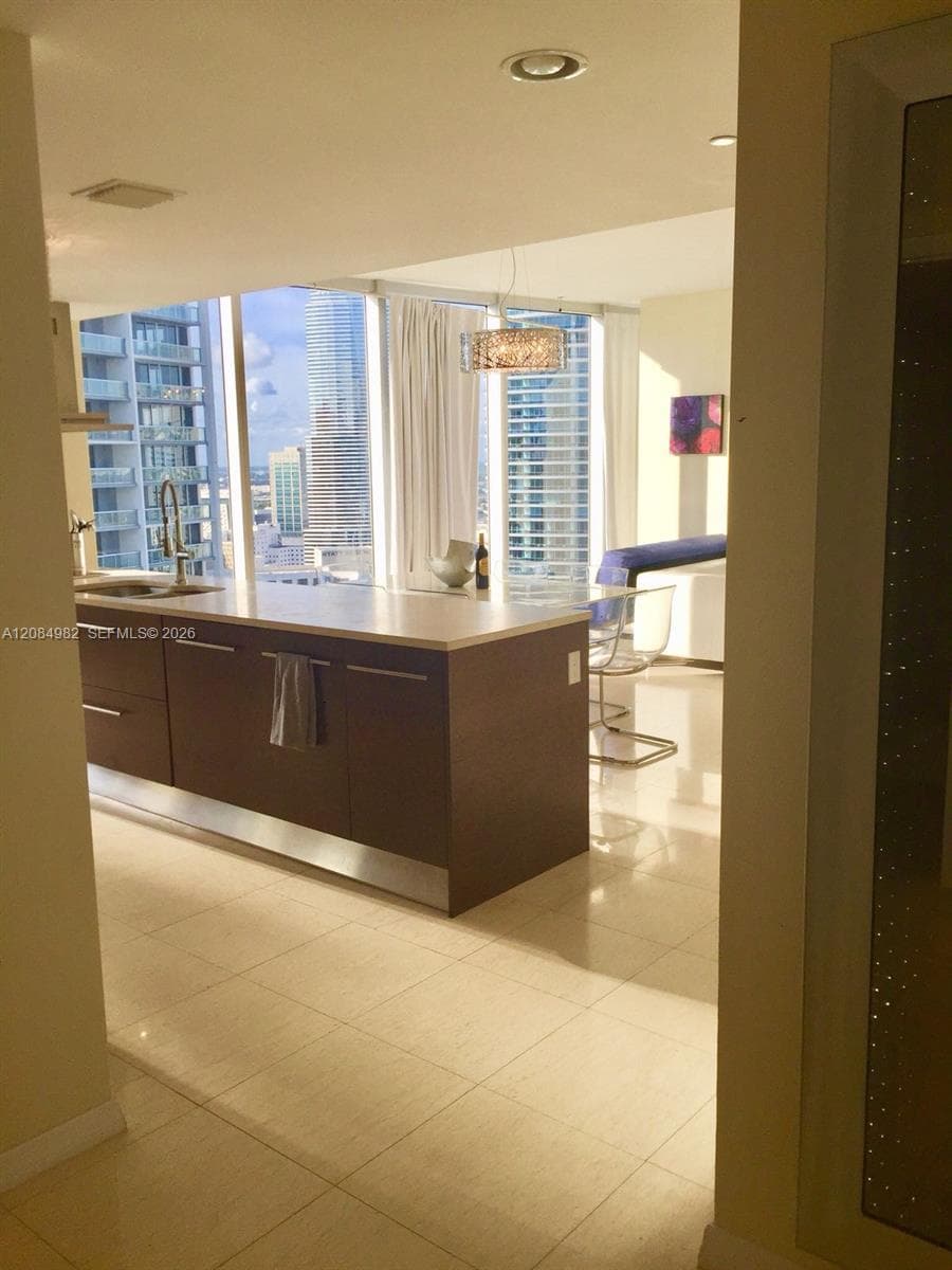 Icon Brickell II · #3410 in Miami - Photo 20