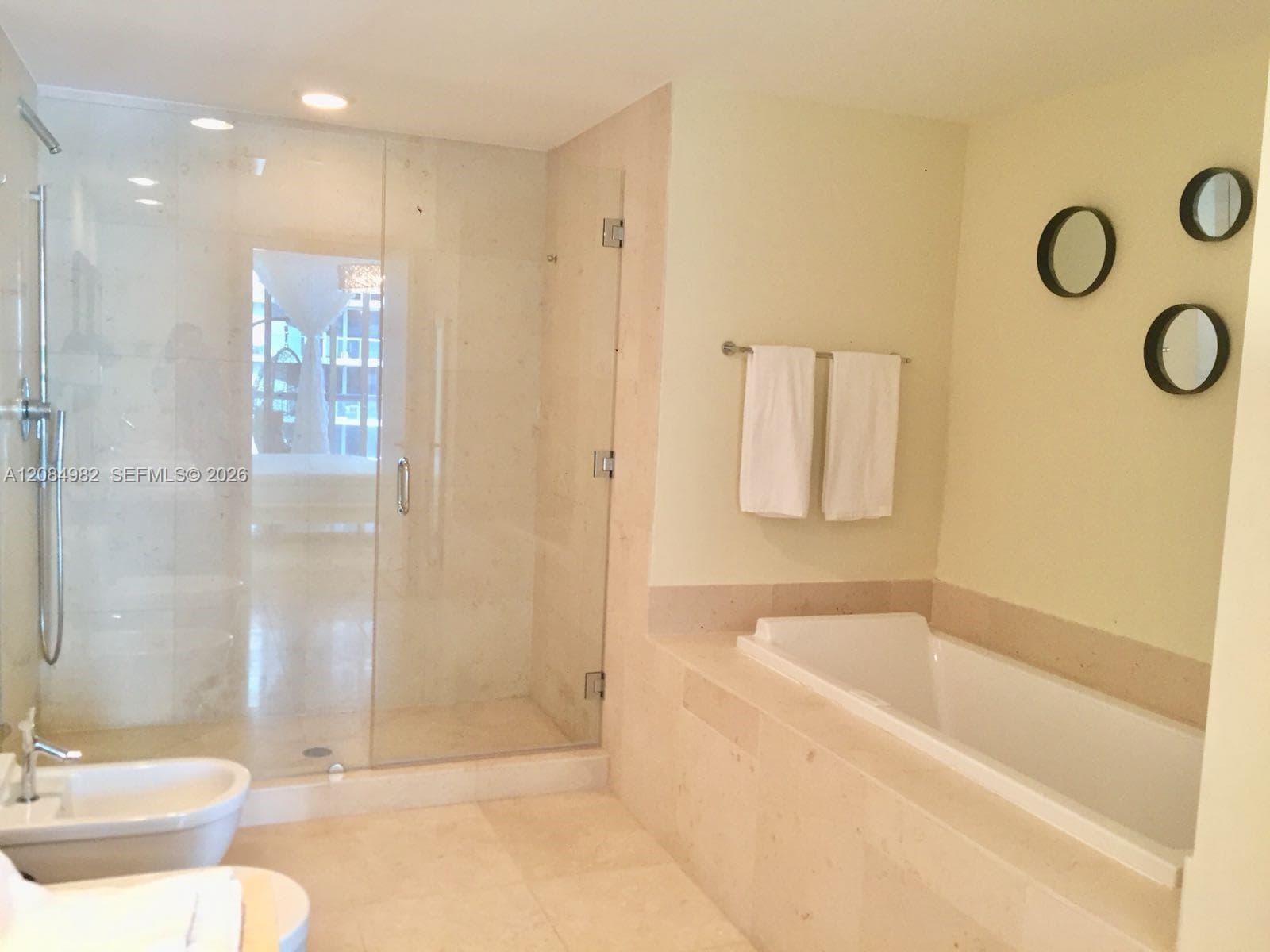 Icon Brickell II · #3410 in Miami - Photo 10
