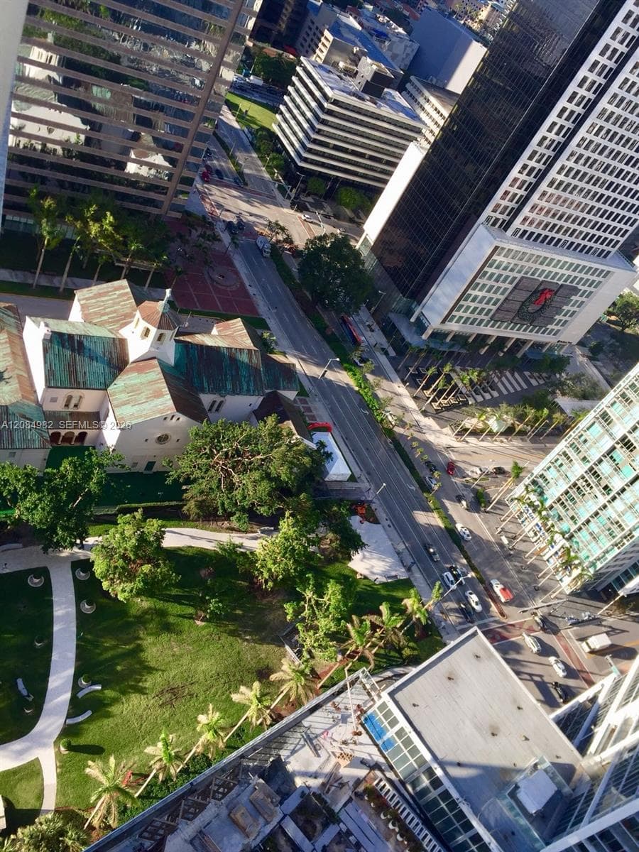 Icon Brickell II · #3410 in Miami - Photo 29