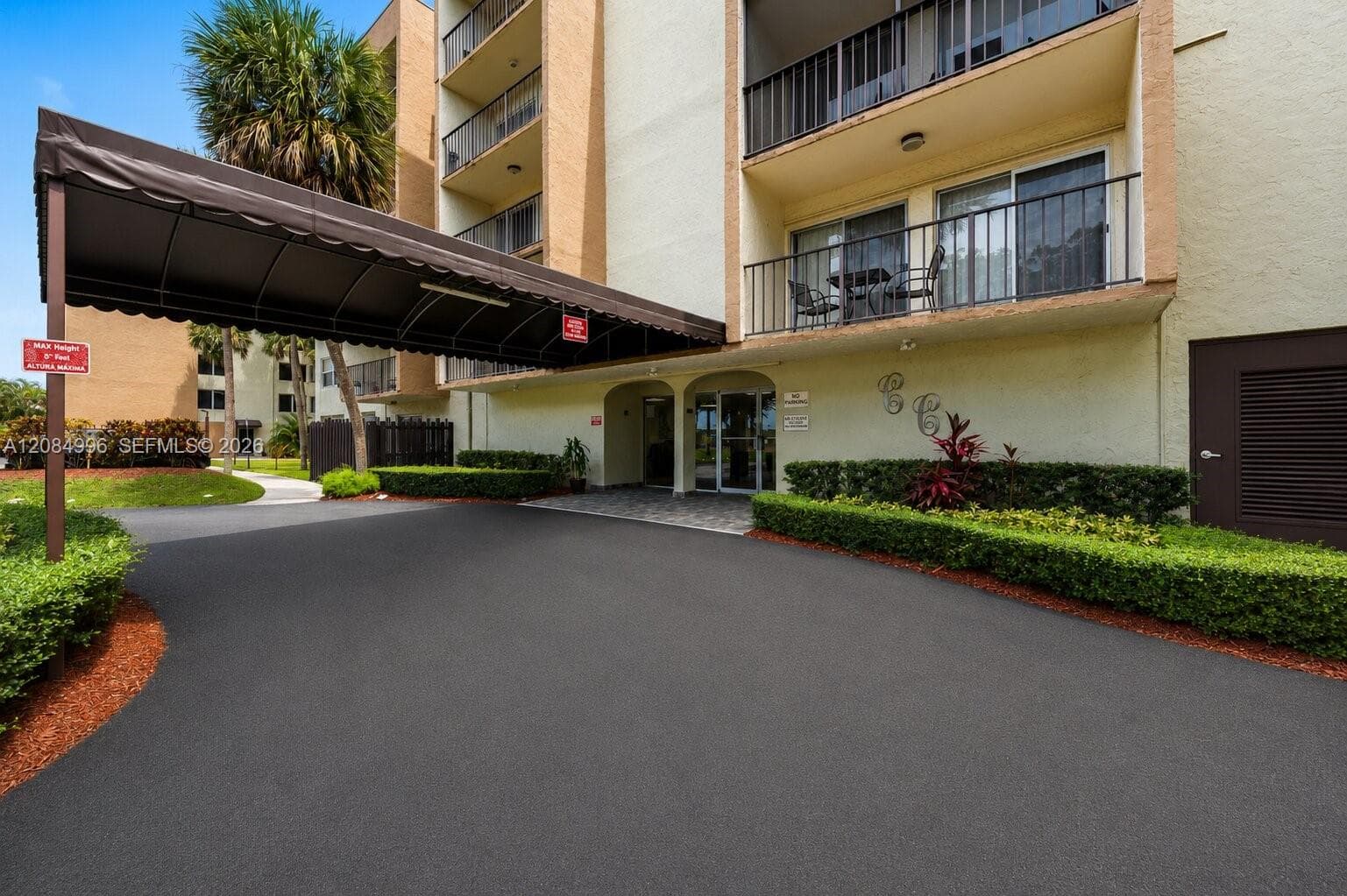 Cypress Club · #521 in Miami - Photo 2