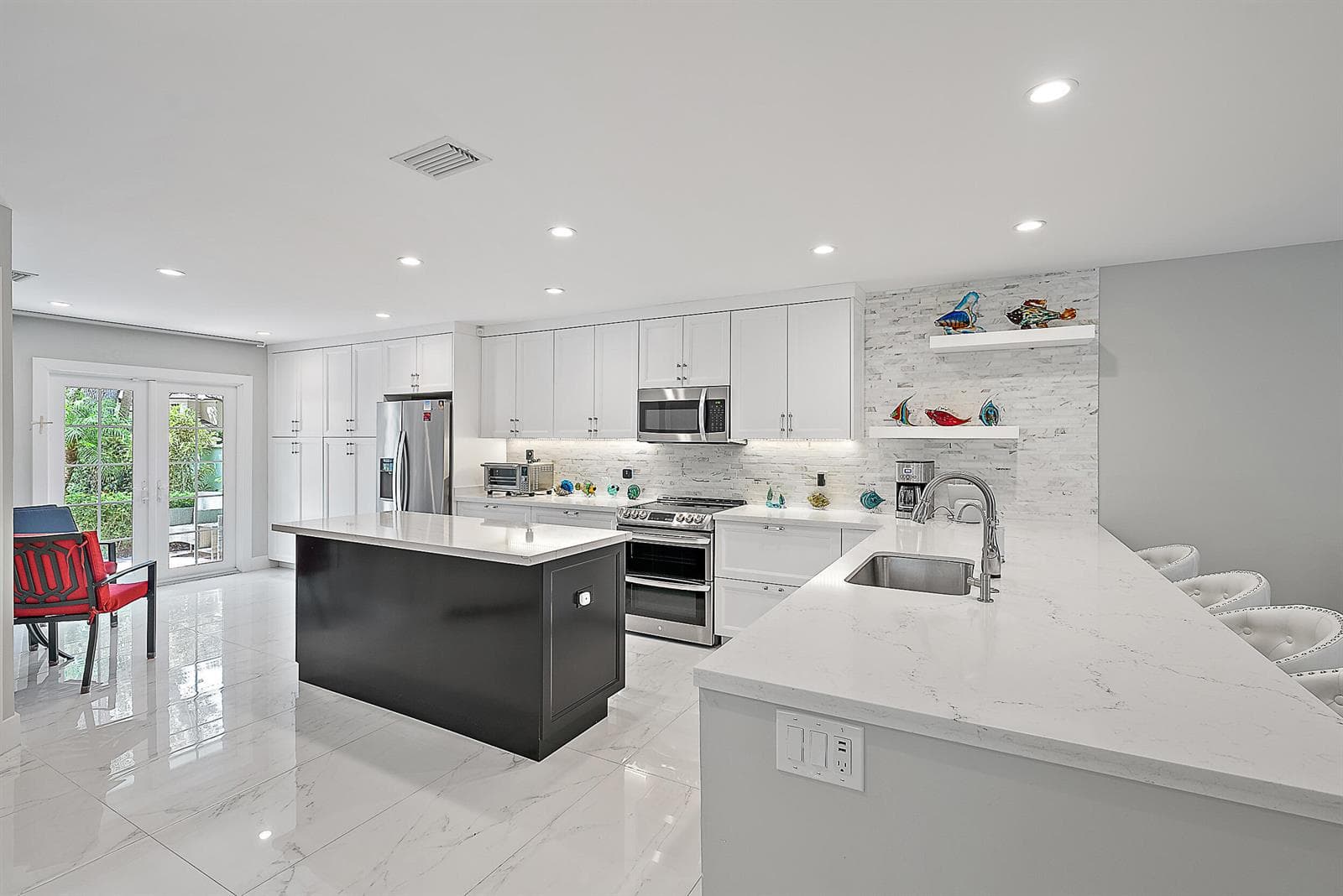 Open Kitchen
