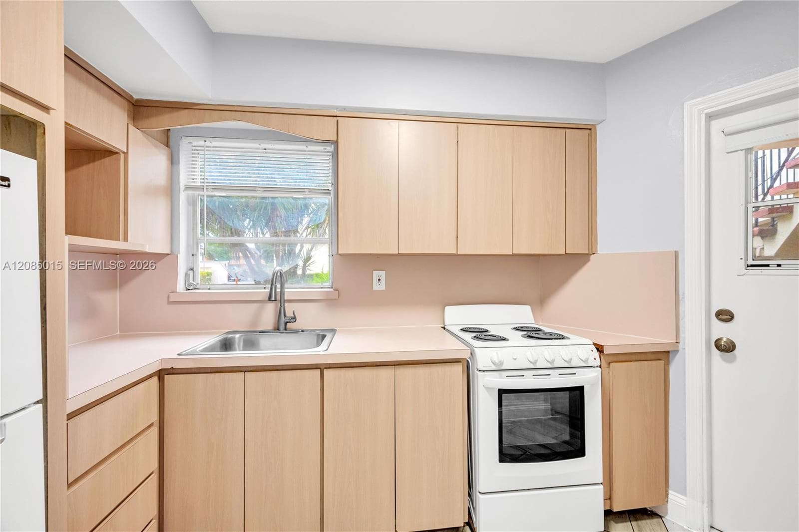 SKY LAKE GARDENS NO 1 CON · #133 in Miami - Photo 3