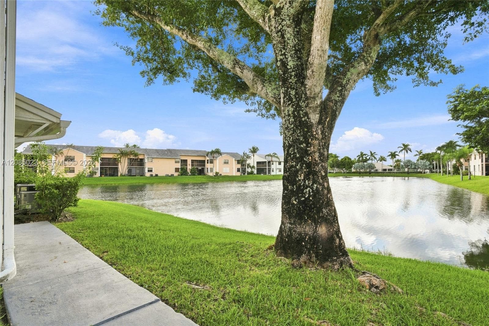 Lakeshore Condo · #1031C in Homestead - Photo 20