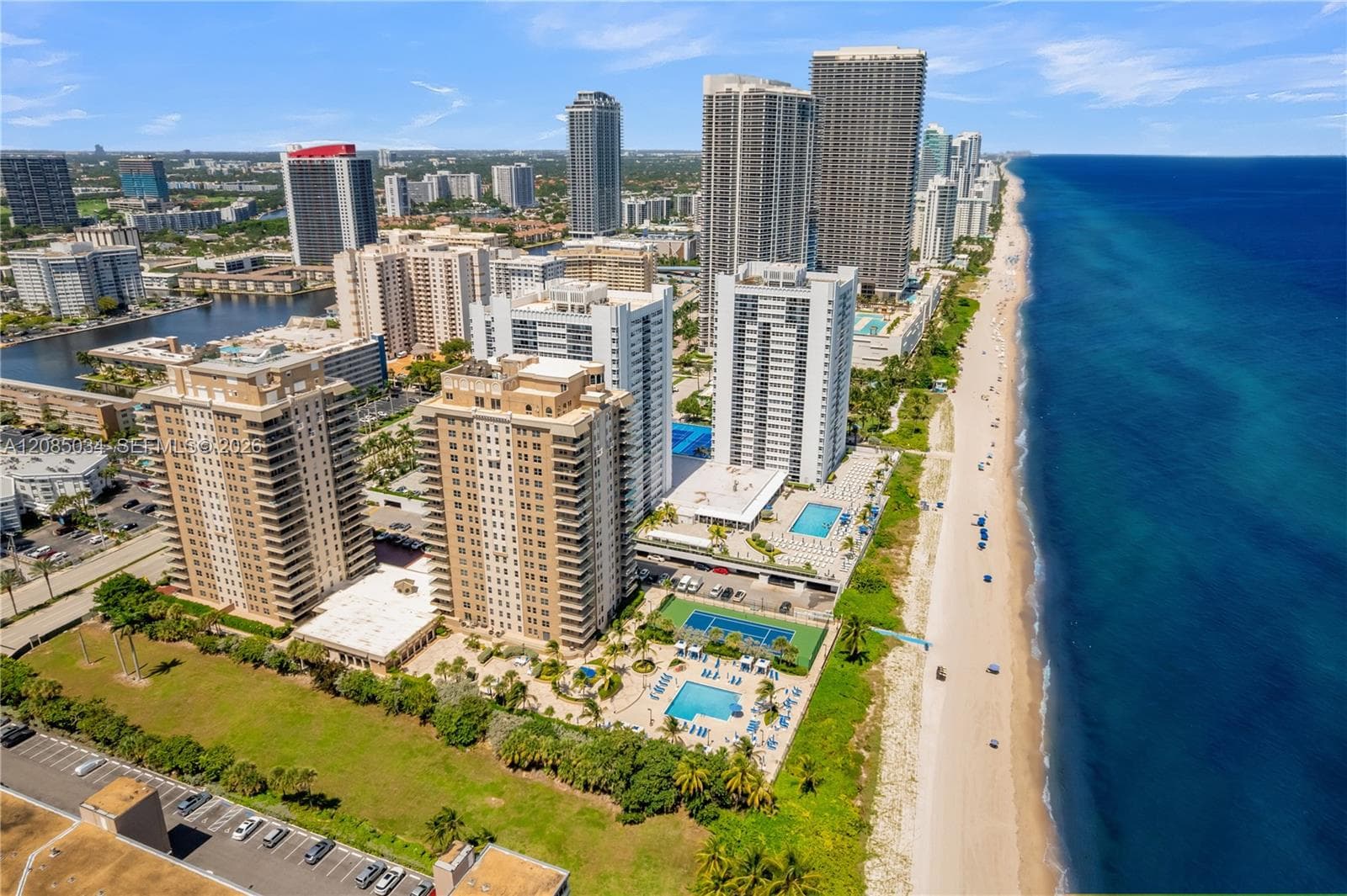 MALAGA TOWERS · #3A in Hallandale Beach - Photo 2