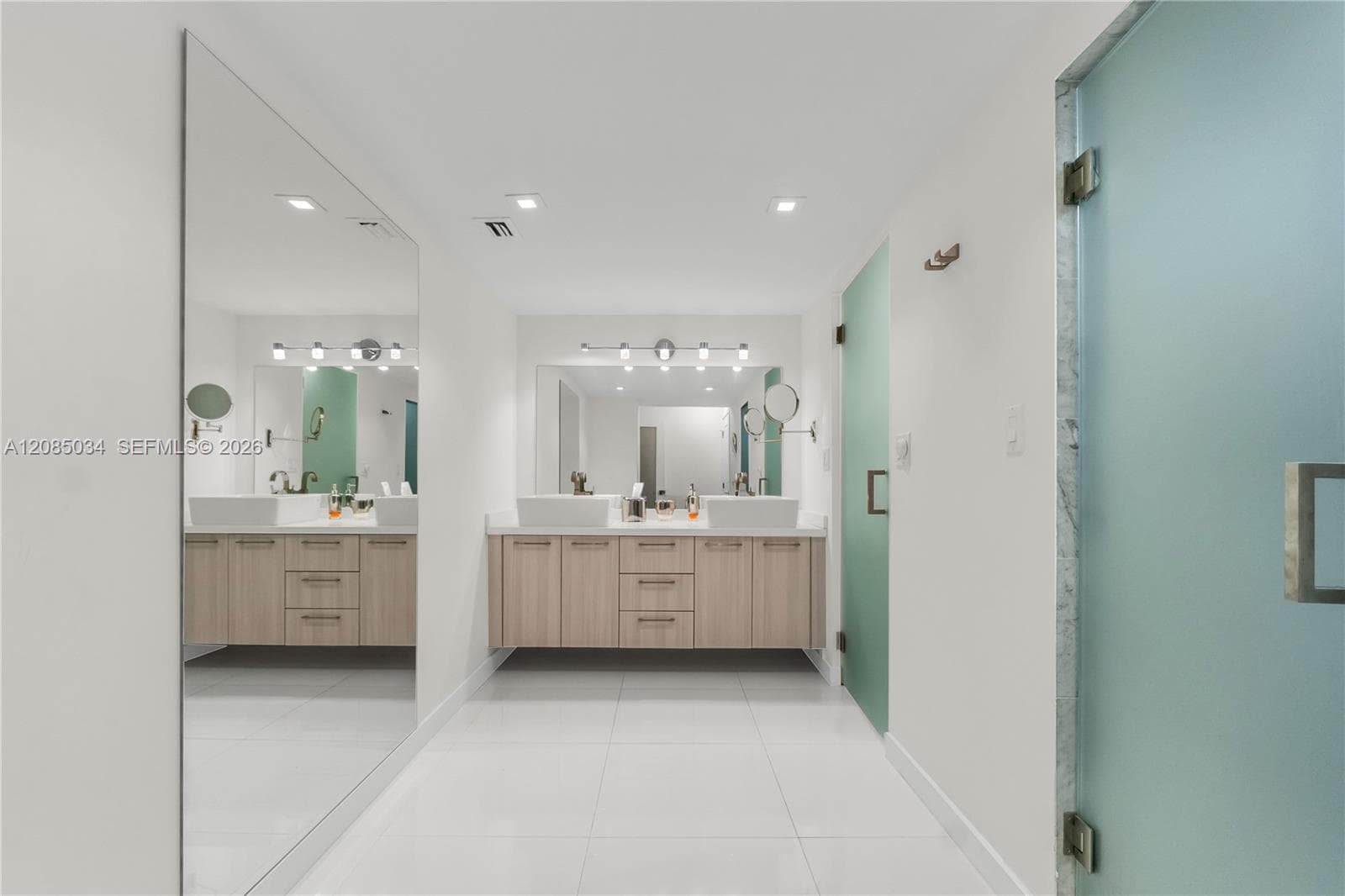 MALAGA TOWERS · #3A in Hallandale Beach - Photo 25