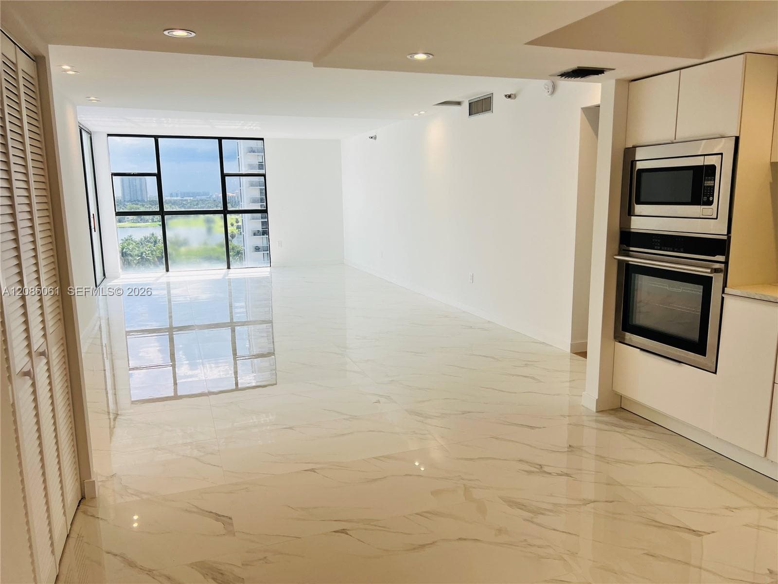 WATERVIEW CONDO · #1138 in Aventura - Photo 1