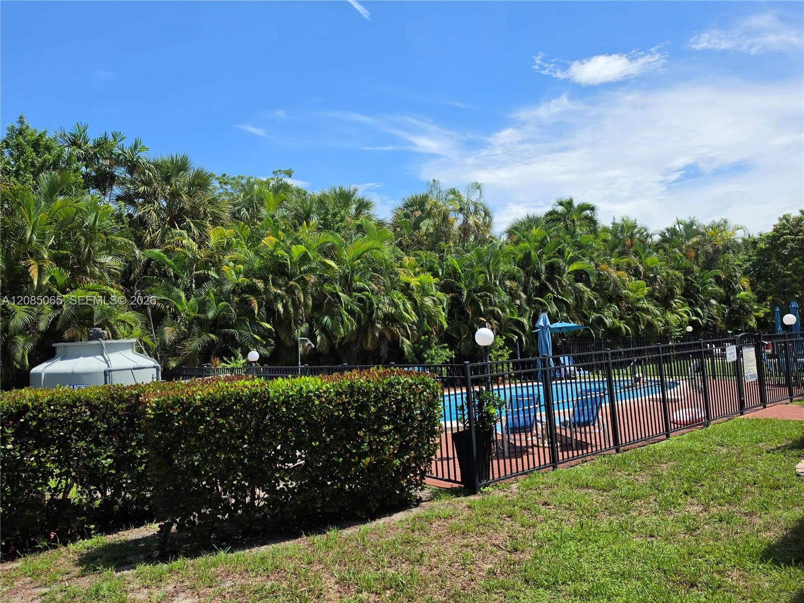 TOWN & COUNTRY APTS CONDO · #119 in Hollywood - Photo 34