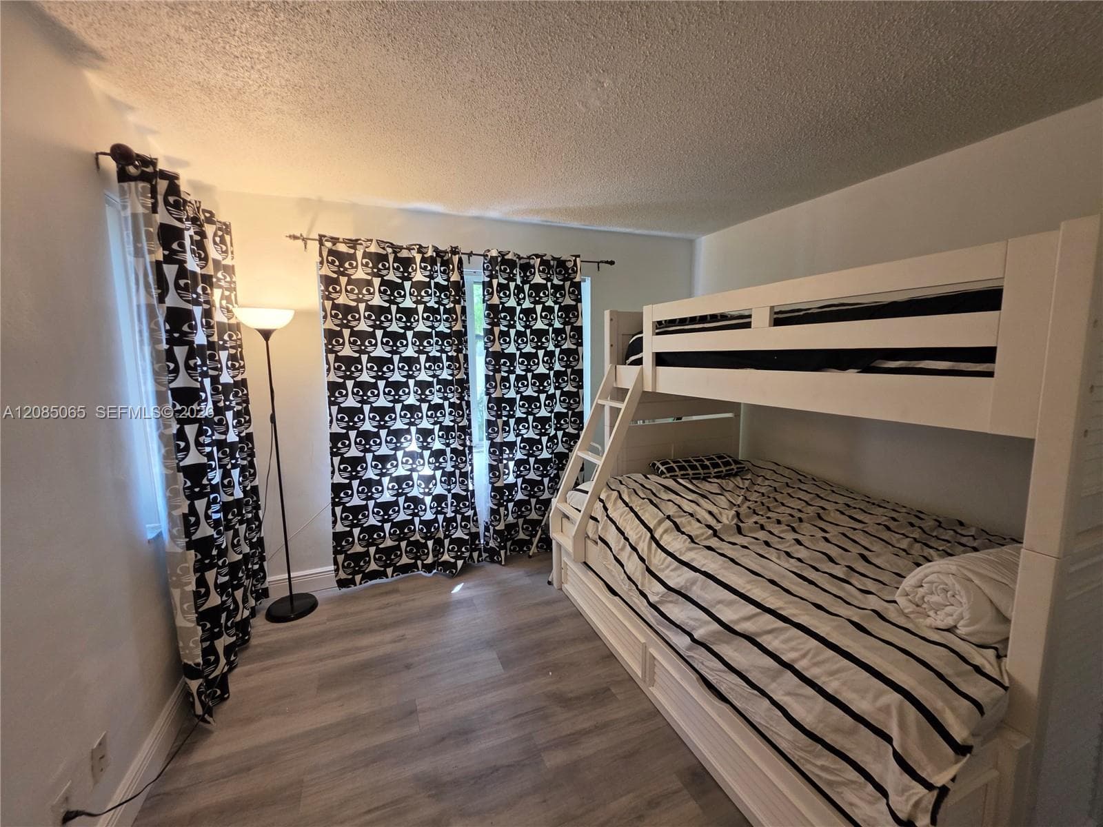 TOWN & COUNTRY APTS CONDO · #119 in Hollywood - Photo 25