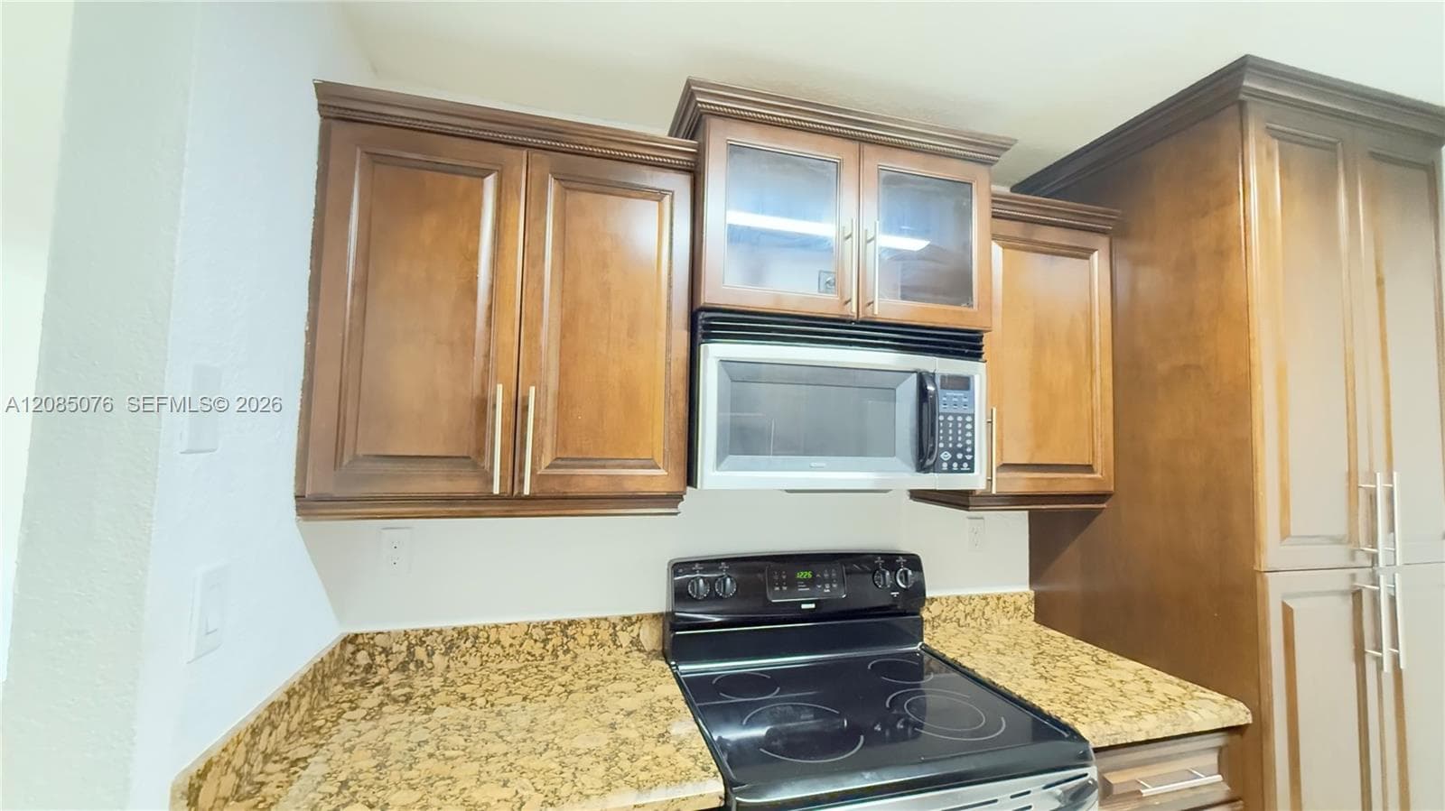 Cypress Village Condo · #Q8 in Miami Lakes - Photo 3