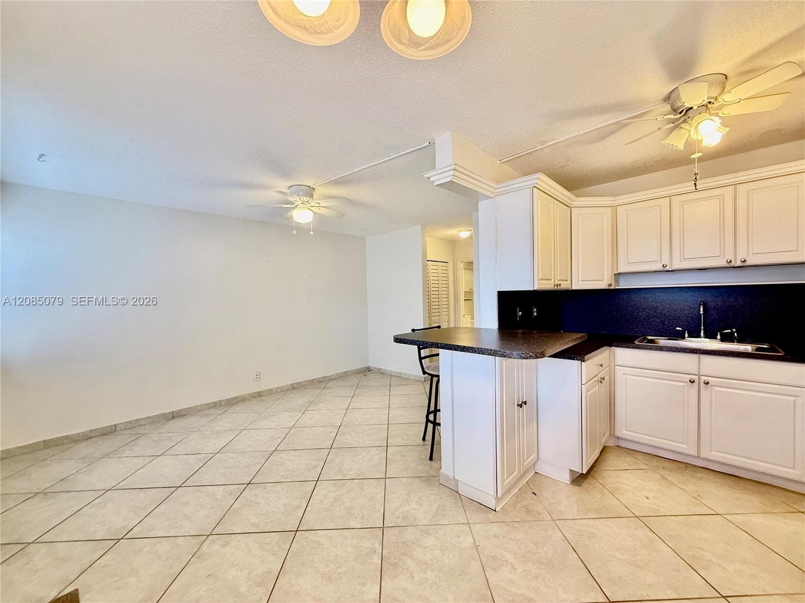 RONOLA APTS CONDO · #7 in Dania Beach - Photo 2