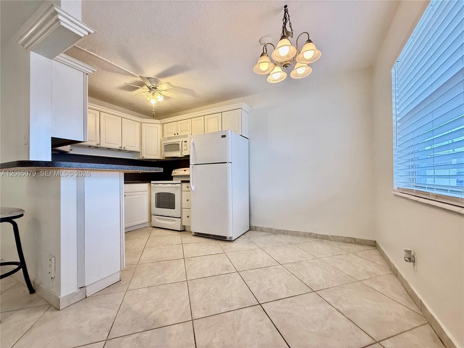 RONOLA APTS CONDO · #7 in Dania Beach - Photo 3